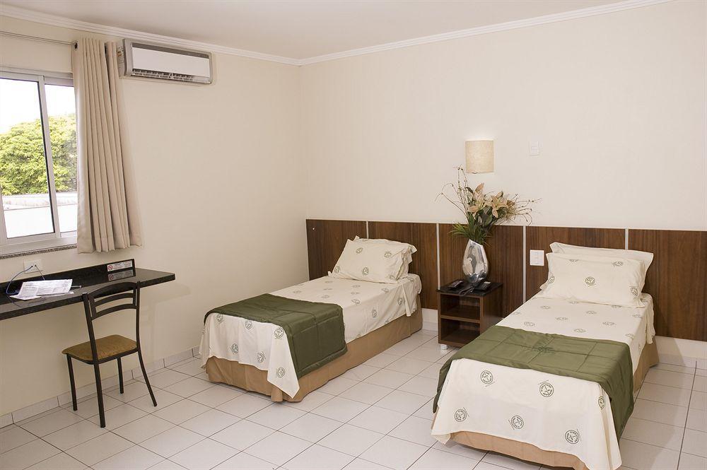 Araucaria Hotel Business - Maringá Extérieur photo