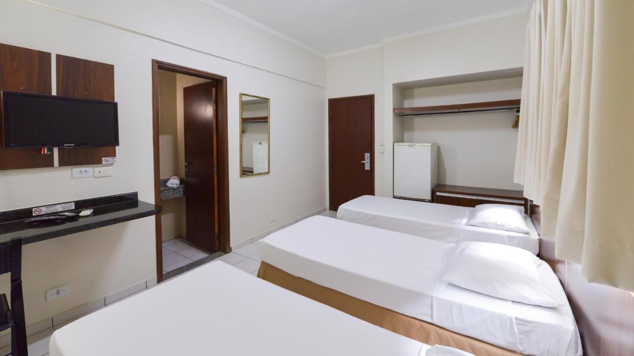 Araucaria Hotel Business - Maringá Extérieur photo